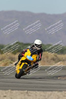 media/Oct-13-2025-Moto Forza (Mon) [[a66d839500]]/4-C Group/Session 3 (Turn 16)/